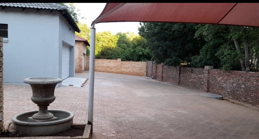 3 Bedroom Property for Sale in Wilkoppies North West